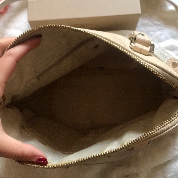 Authentic Kate Spade Medium Dome Crossbody - Picture 8 of 8